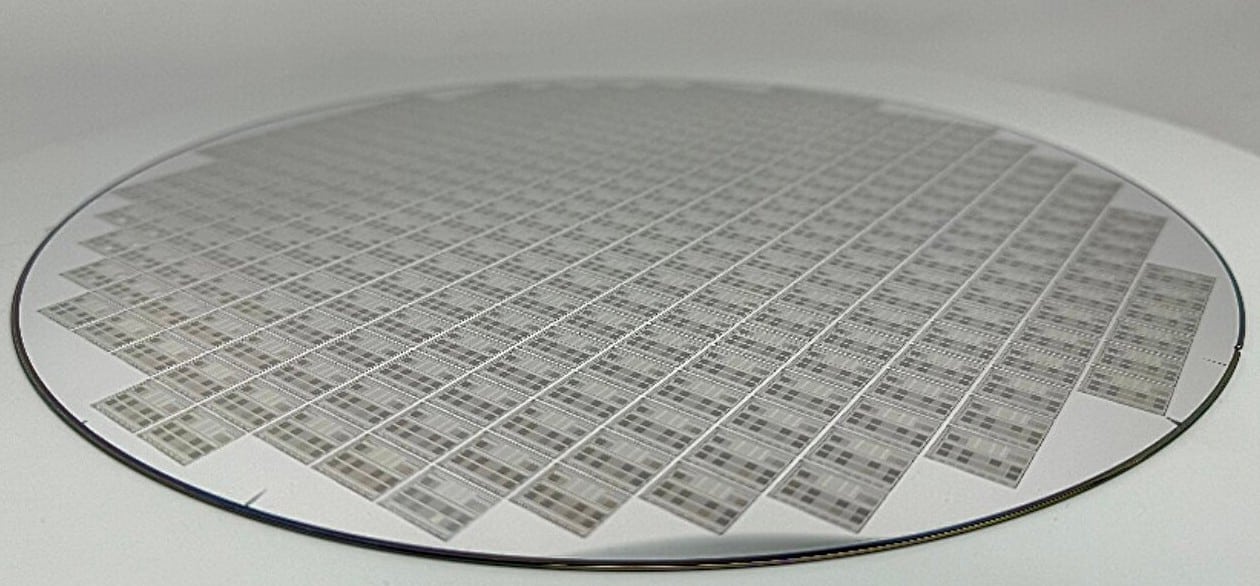 New memristor-based system Схема мемристорной системы на кристалле для обработки сигналов